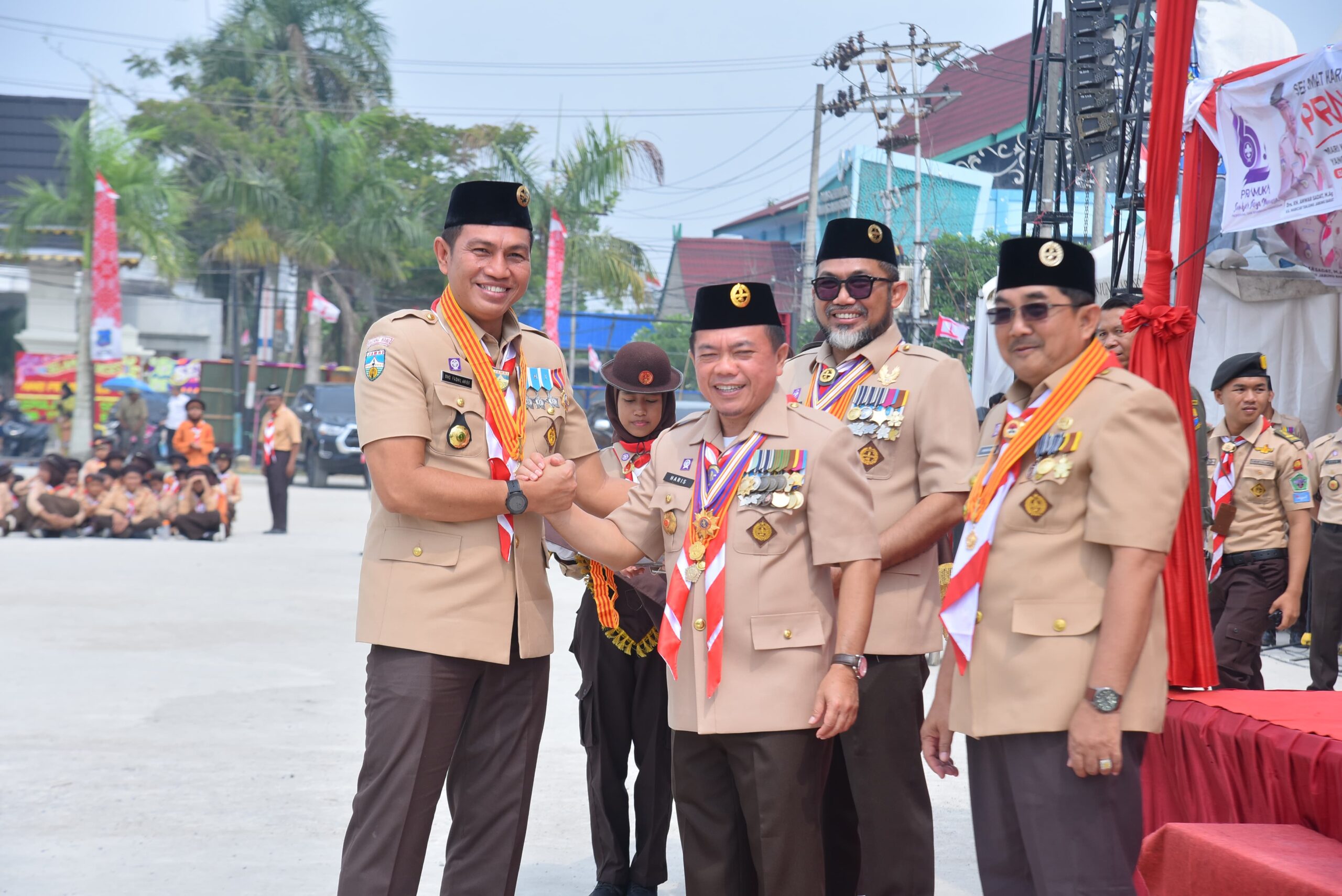 Ketua Mpc Gerakan Pramuka Batanghari Terima Penghargaan Lencana Melati