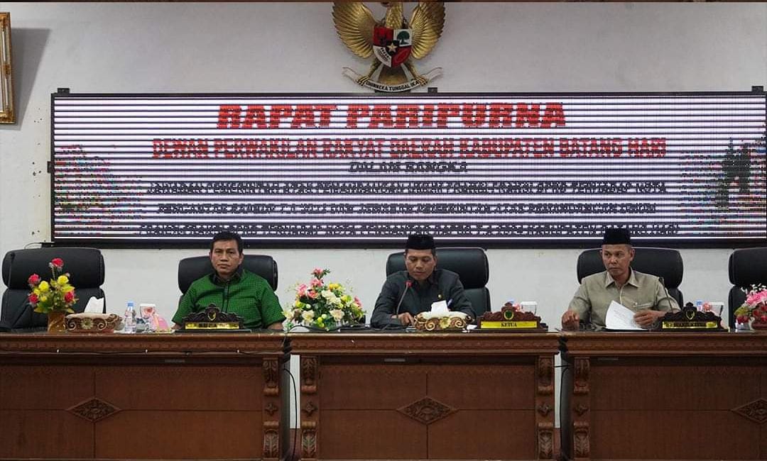 Dprd Batanghari Gelar Paripurna Dengarkan Jawaban Pemda Atas Nota