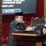 Gubernur Al Haris Sampaikan Jawaban atas Pandangan Umum Fraksi DPRD Terhadap LKPJ 2025, Tegaskan Komitmen Penguatan Fiskal dan Pelayanan Publik