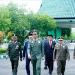 Bupati Batang Hari Pimpin Upacara Peringatan HUT Damkar, Satpol PP, dan Satlinmas Tahun 2026